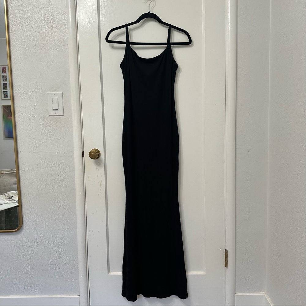 Tala 365 Sculpting Lounge Cami Maxi Dress – Shadow Black | Size M